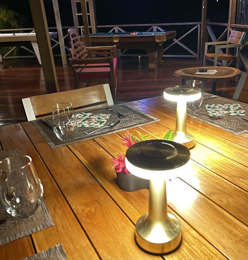 Eden Jungle Lodge โบกัสทาวน์ ภายนอก รูปภาพ